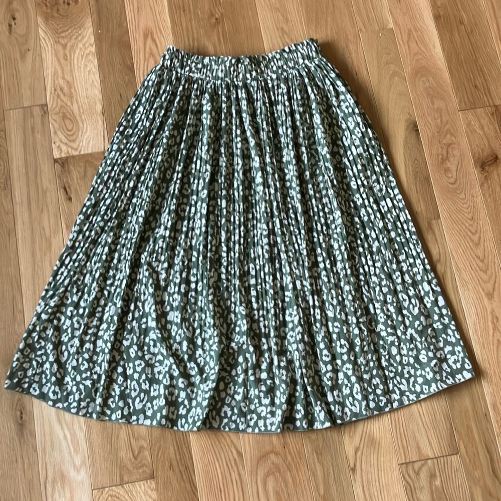 Leopard Print Green plisse Skirt XL